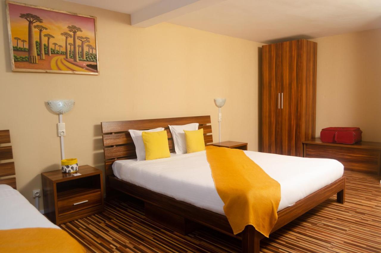 Hotel Le Pousse Pousse アンタナナリボ エクステリア 写真