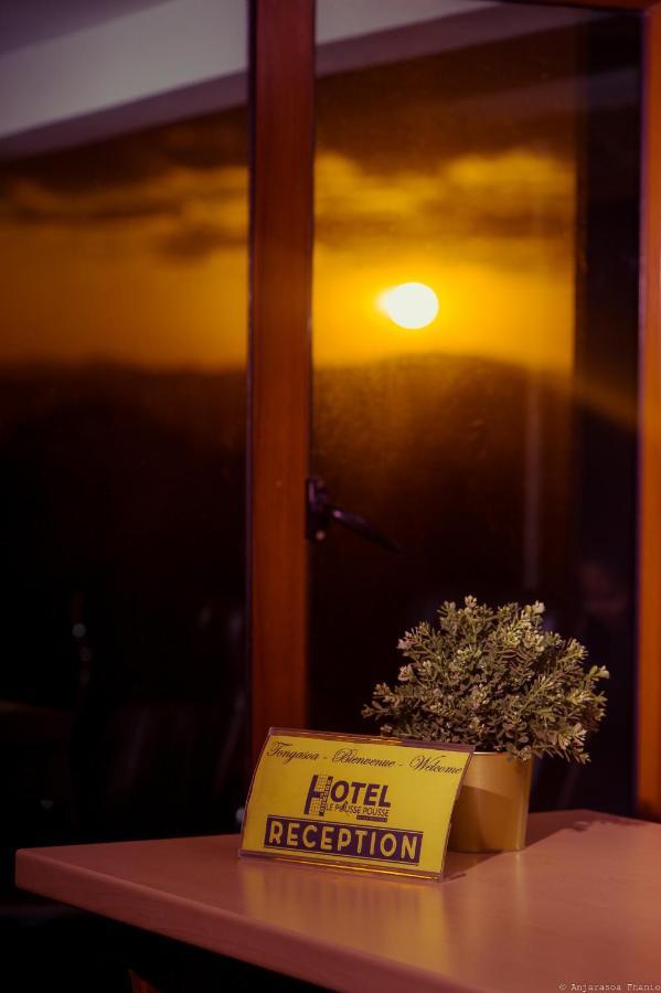 Hotel Le Pousse Pousse アンタナナリボ エクステリア 写真
