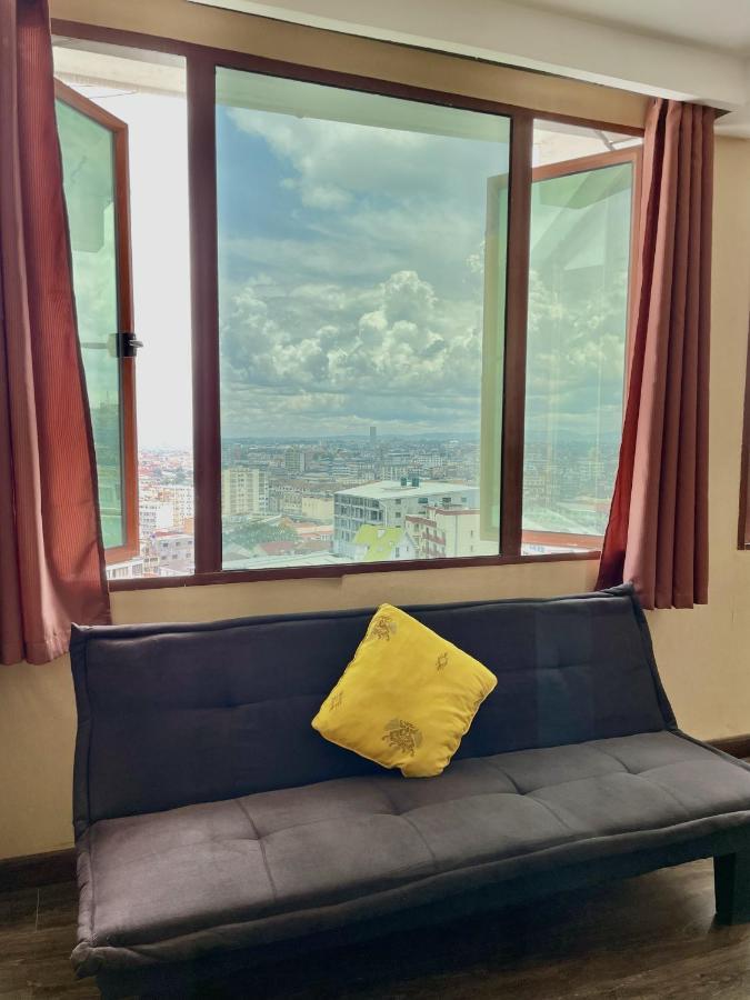 Hotel Le Pousse Pousse アンタナナリボ エクステリア 写真